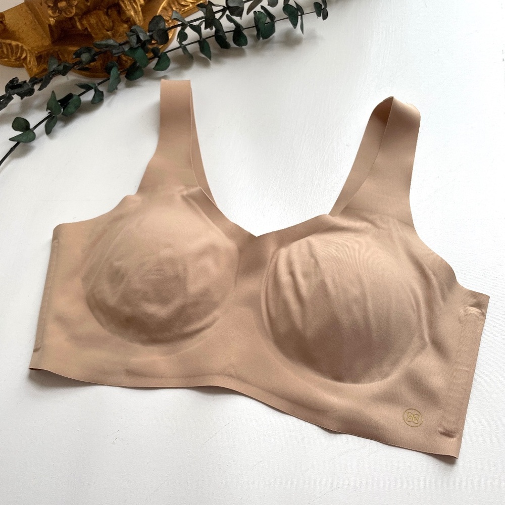 HoneyLove LiftWear V Neck Bra Sand Medium Wireless Seamless Bralette LWBR0101